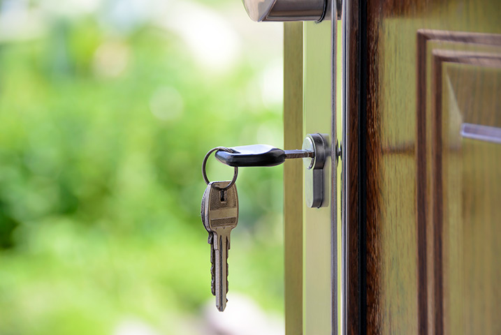 A2B Locks are able to provide local locksmiths in Woodford to repair your broken locks. 